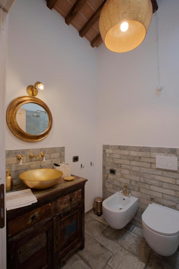 Agriturismo Alchimista Casole dʼElsa Eksteriør billede