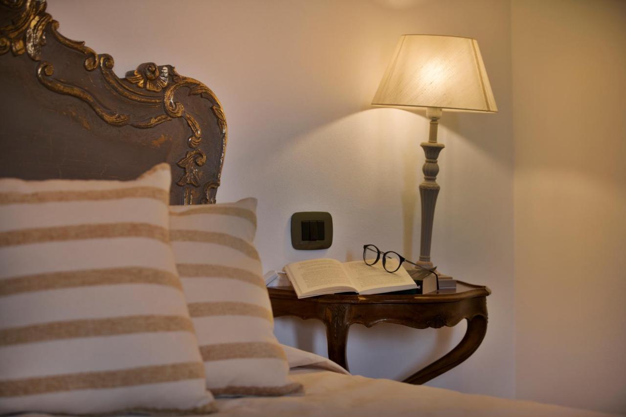 Agriturismo Alchimista Casole dʼElsa Eksteriør billede