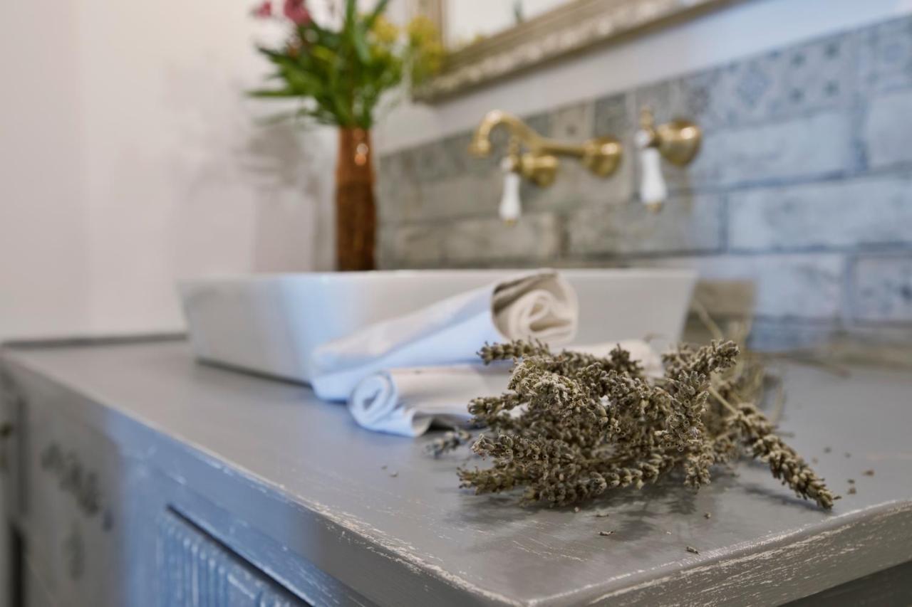 Agriturismo Alchimista Casole dʼElsa Eksteriør billede